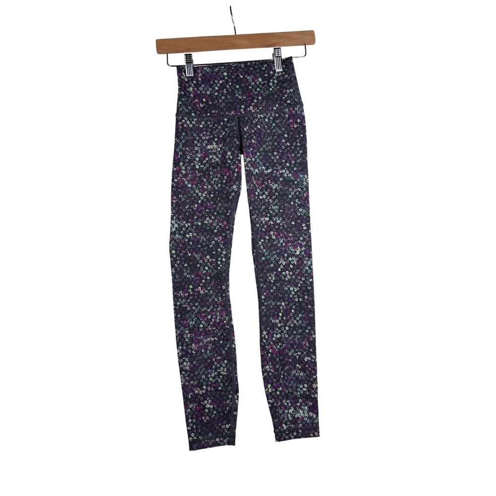 Lululemon Floral Print Base Pace‎ Leggings size 2 Black/Purple